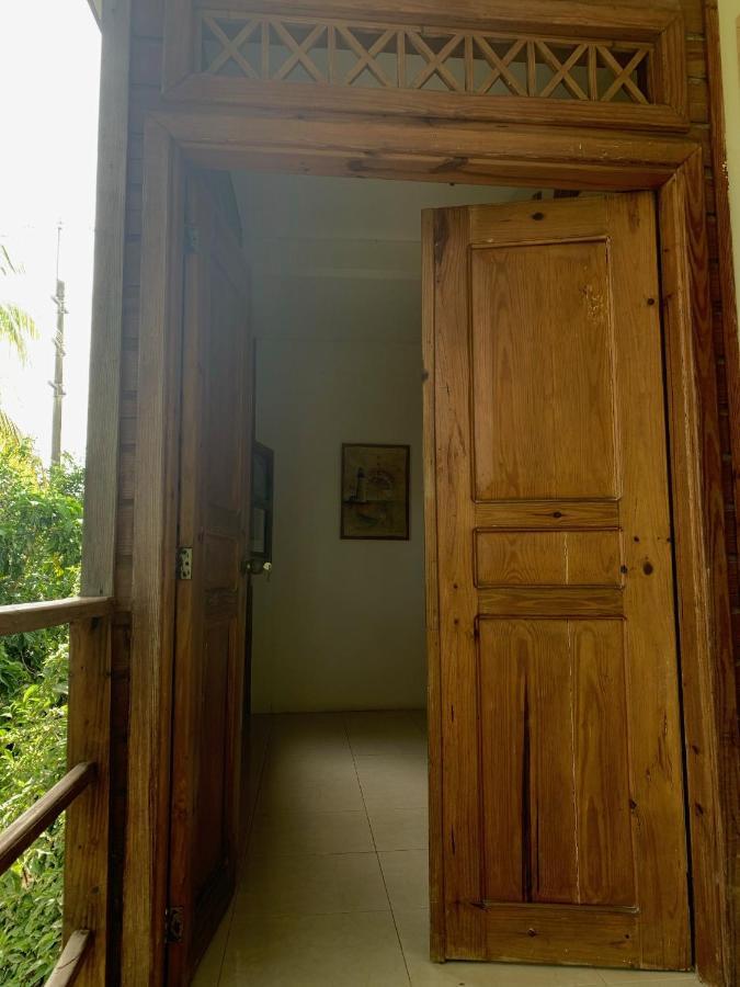 Hostal Casaluna San Andres Екстериор снимка