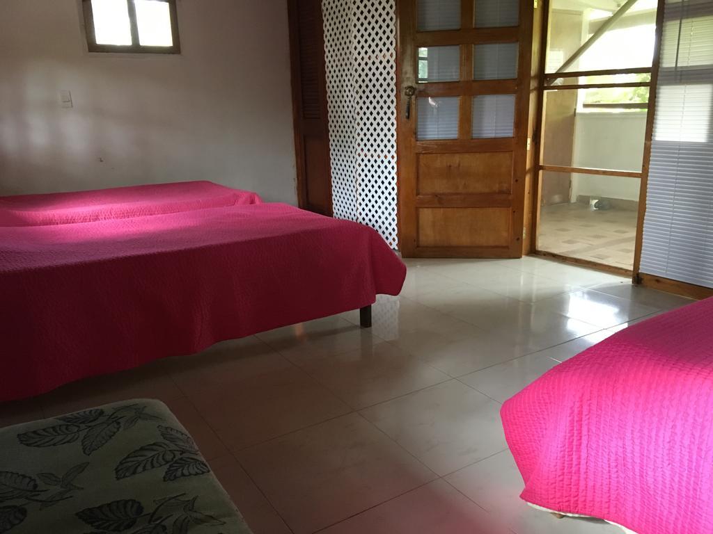Hostal Casaluna San Andres Екстериор снимка